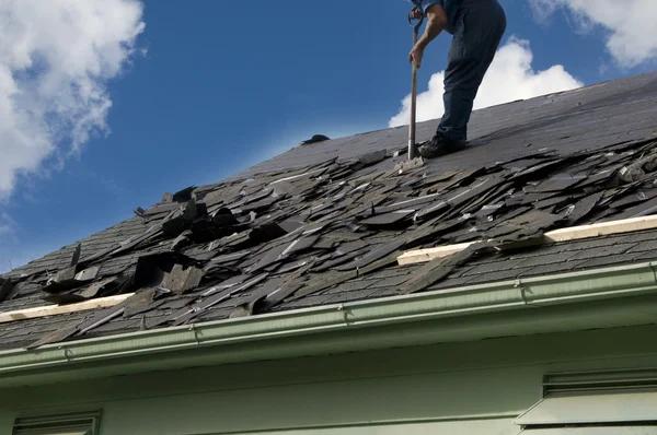 Common Mistakes to Avoid During Roof Installation in Longwood