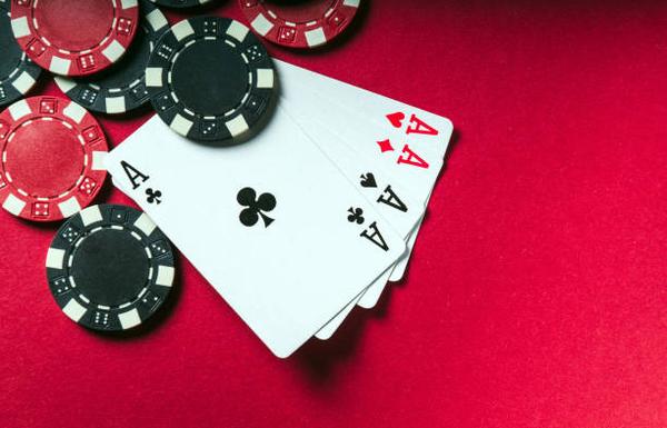 How to chơi poker and control your emotions