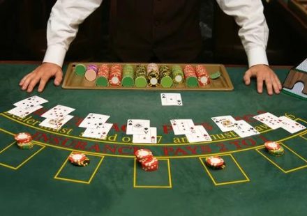 Mobile Gaming Features Offered by online casinos Singapore