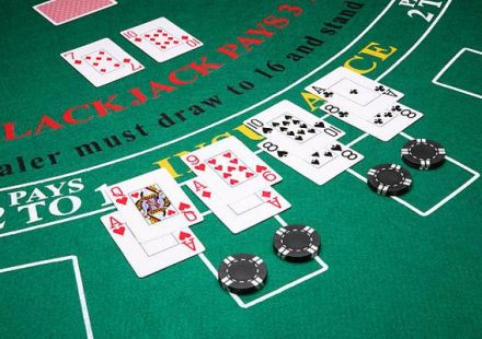 Try Popular Card Game Formats at the best online casino Singapore for Gamers