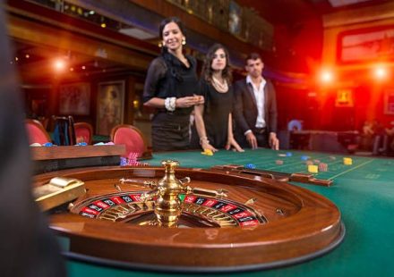 A Detailed Look at Mobile Gaming With an online casino Singapore Site